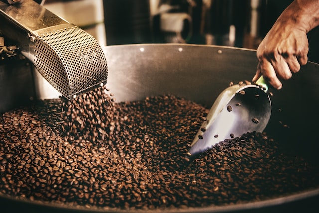 roasting coffee beans